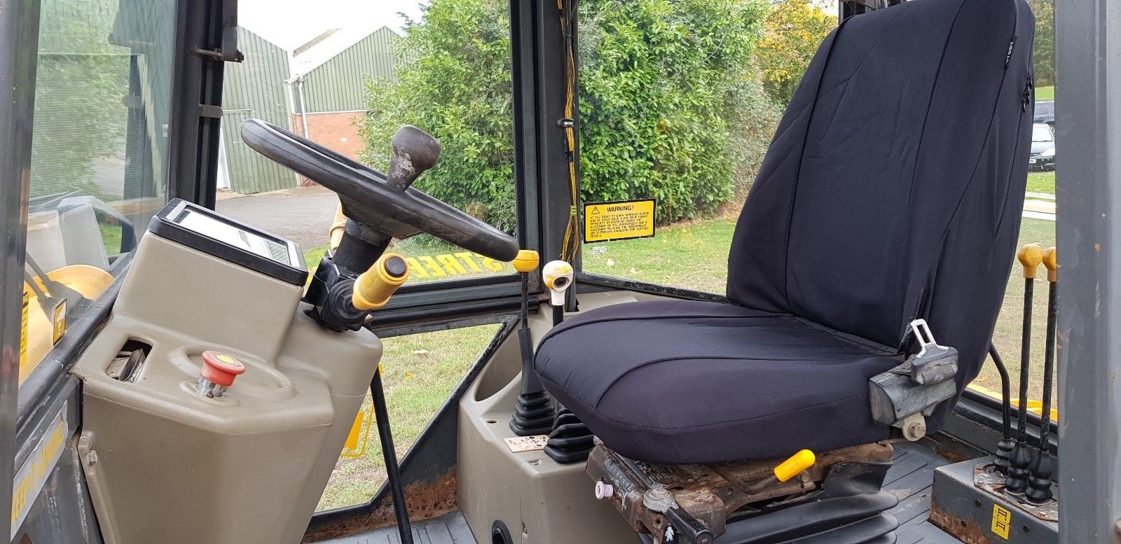 W pełni funkcjonalny - JCB 2CX SM — zdjęcie 4