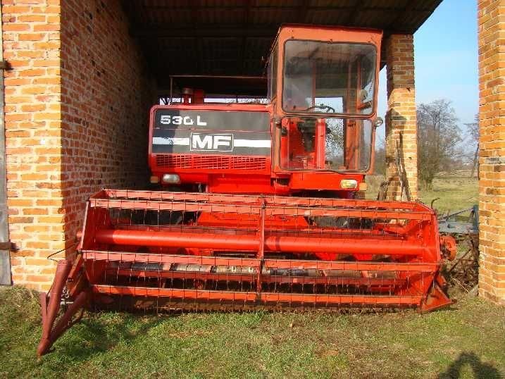 Kombajn Massey Ferguson 530L — zdjęcie 1