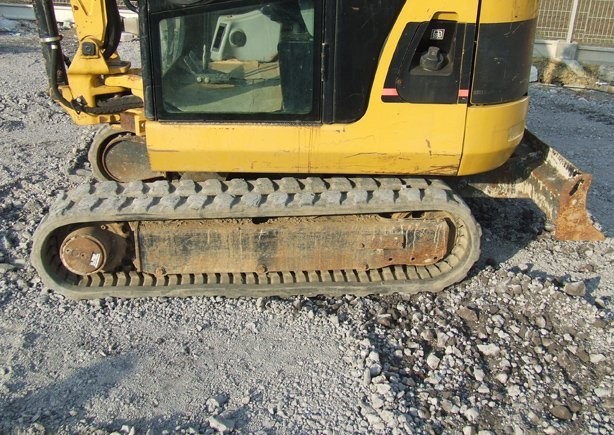 Mini koparka CAT 302.5 C z roku 2006= — zdjęcie 3