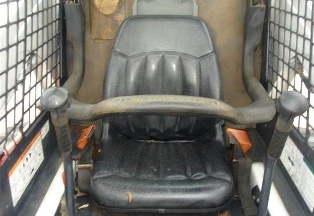 Bobcat S185 LADOWARKIE — zdjęcie 5