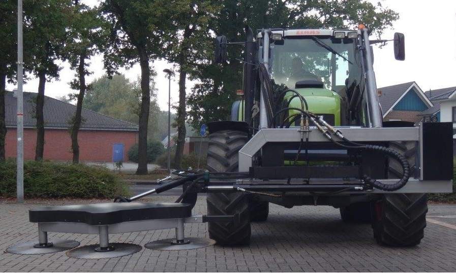 Piła 3-tarczowa na ramieniu. Szerokość robocza 175 cm  — zdjęcie 2