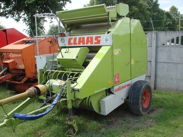 prasa rolująca Claas Rollant 44s