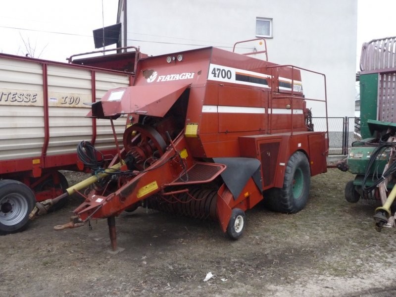PRASA  WYSOKIEGO ZGNIOTU FIAT AGRI 4700