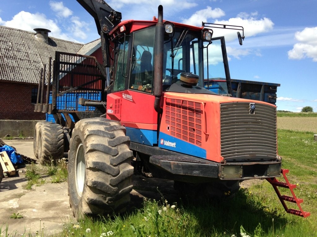 For sale Forwarder:  Valmet 890.2 — zdjęcie 1