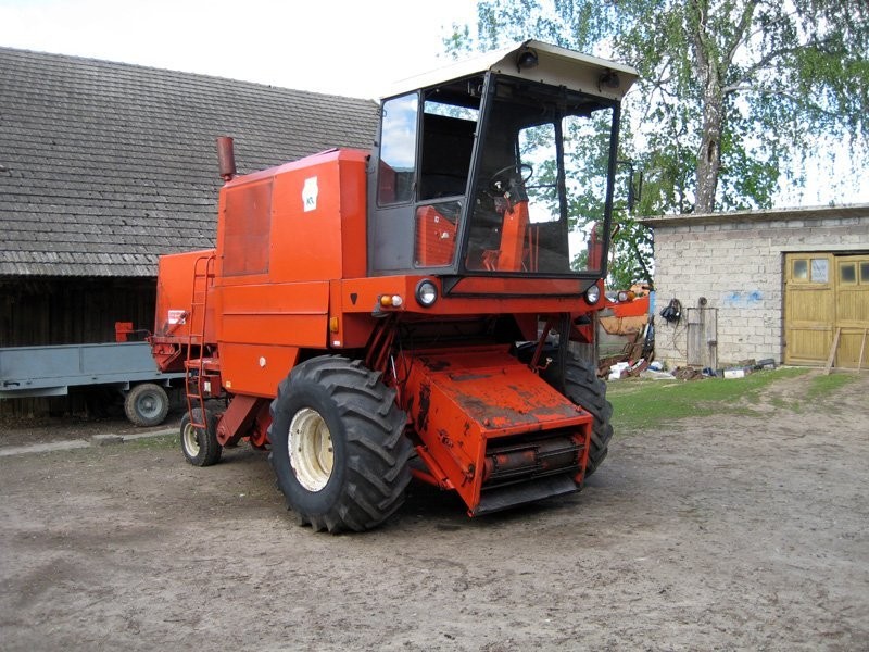 BIZON SUPER Z056 na PODWOZIU REKORDA — zdjęcie 3