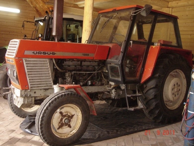 Ursus 1222 rocznik 86  117KM — zdjęcie 2
