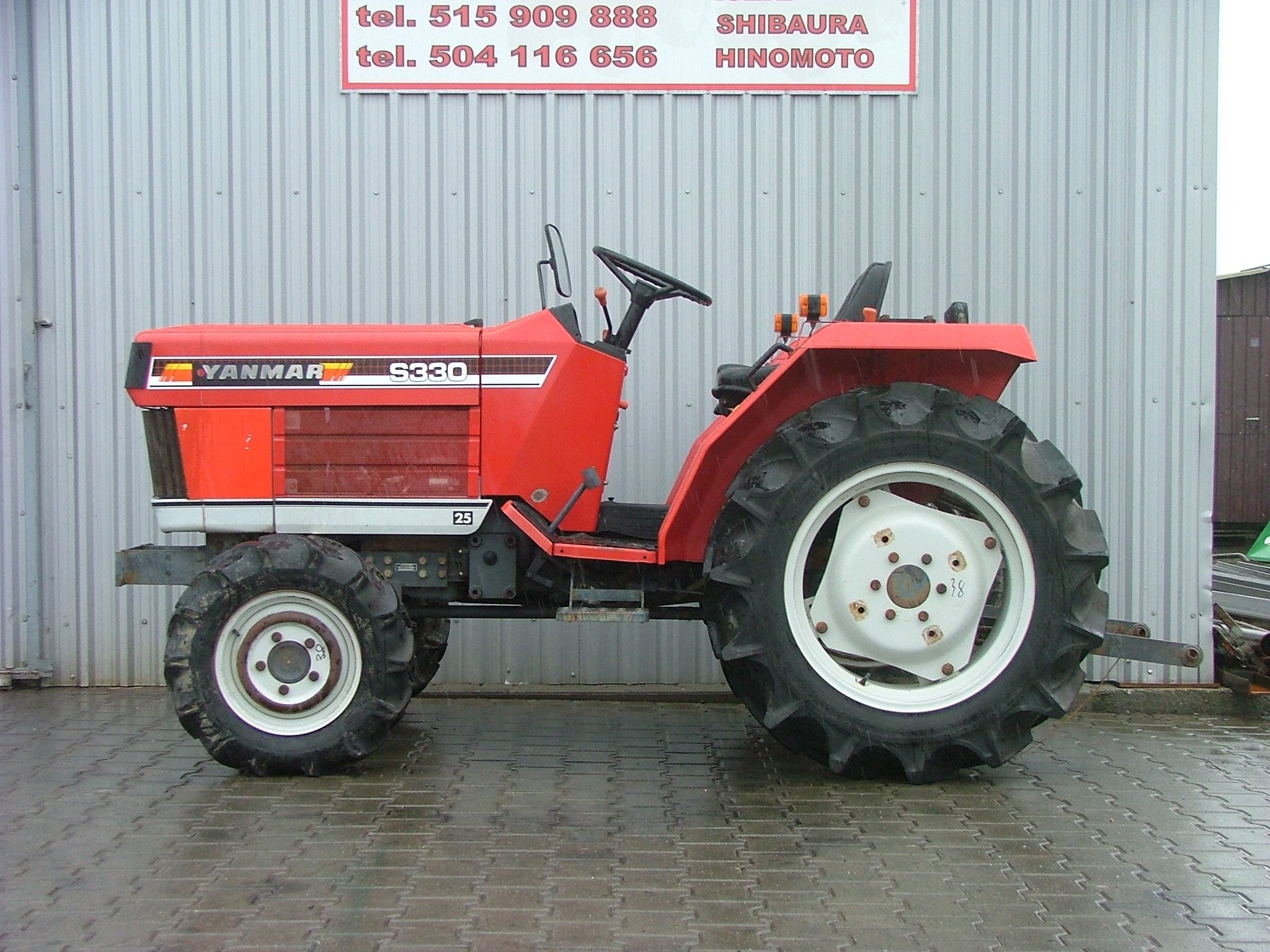 Mini traktorek Yanmar S330, 25KM, 4x4 — zdjęcie 2