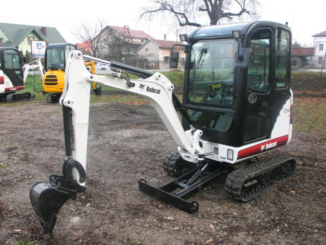 Bobcat E14 z 2011 roku — zdjęcie 6