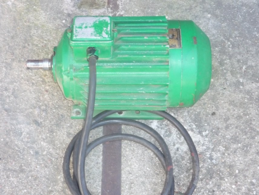 SILNIK ELEKTRYCZNY 3 FAZOWY 2,2KW — zdjęcie 1