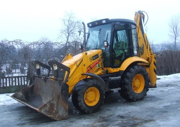 JCB 3CX Contractor z roku 2004 — zdjęcie 1