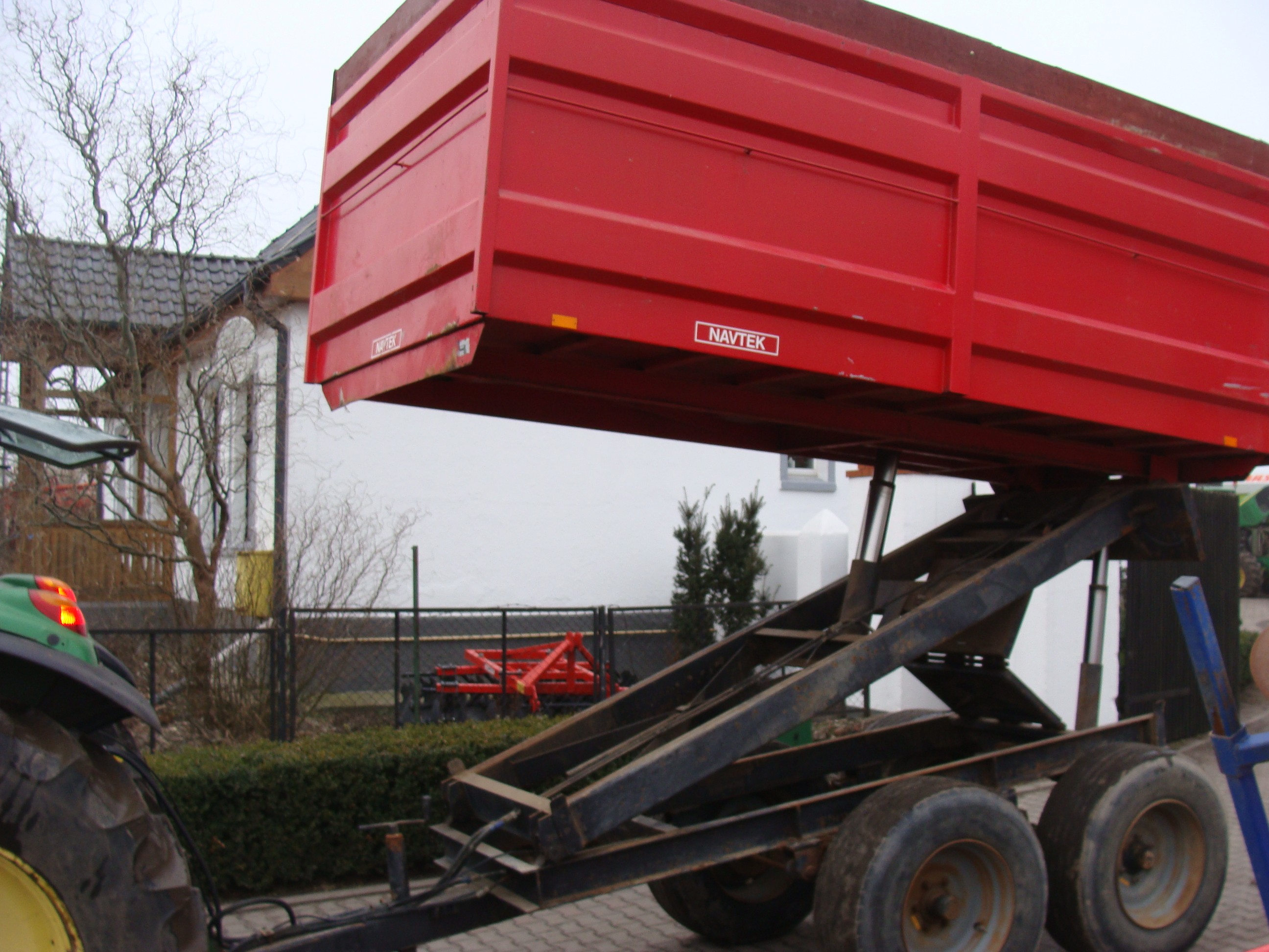 przyczepa rolnicza tandem wysoki wywrot — zdjęcie 6