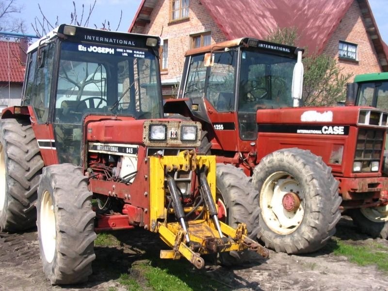 Case 845 1980r 85 KM + tuz
