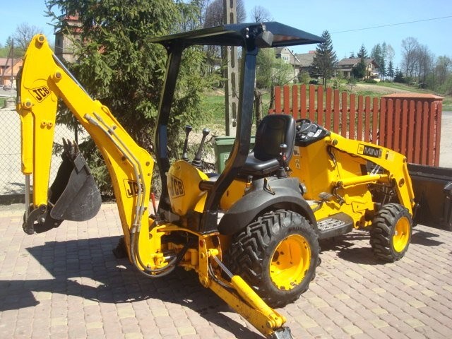 JCB MINI CX --- MINI KOPARKO ŁADOWARKA --- — zdjęcie 4