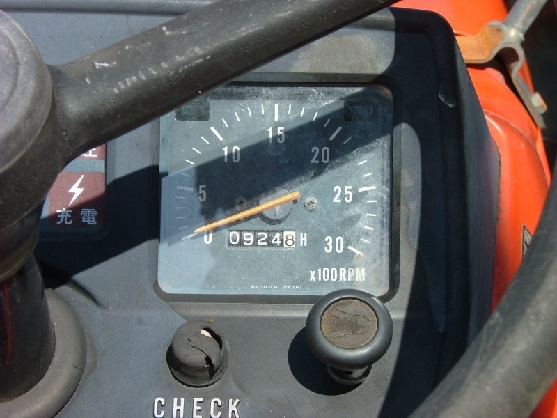 Mini traktorek Yanmar YMG 1800D, 18KM, 4x4 — zdjęcie 3