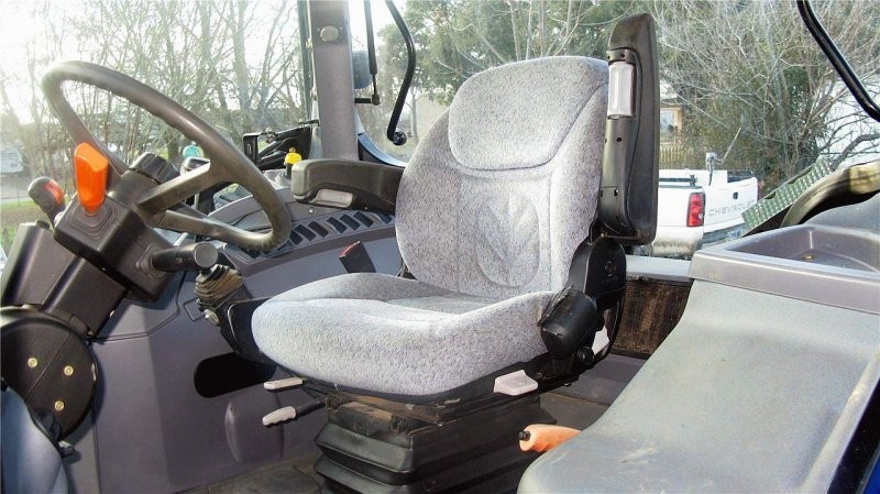 New Holland TS115A Ciagniki — zdjęcie 3