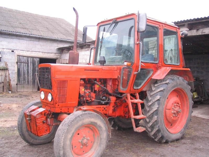 Ciągnik rolniczy Belarus MTZ 80 — zdjęcie 1