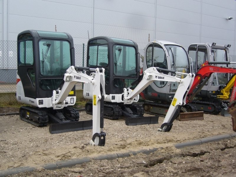 BOBCAT E16 LONG NOWA 14KM MINI KOPARKA LEASING GWR — zdjęcie 1