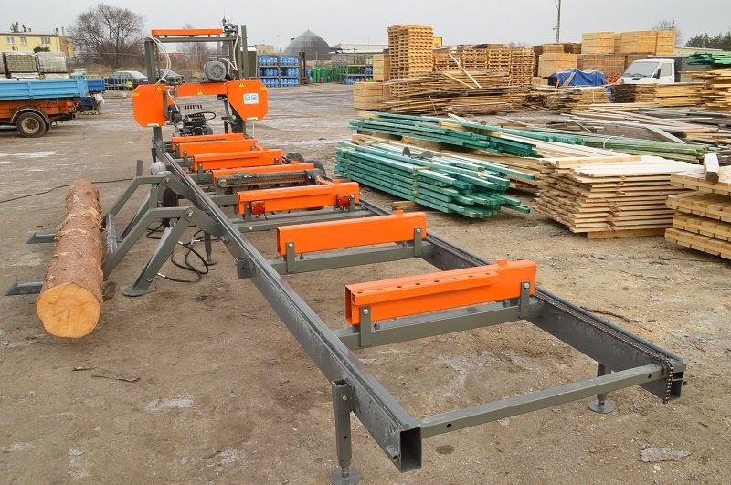Trak taśmowy z pełną hydrauliką — zdjęcie 1
