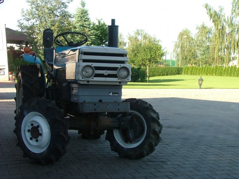 Mini Traktorek Mitsubishi D1850FD, 18KM, 4x4 — zdjęcie 3