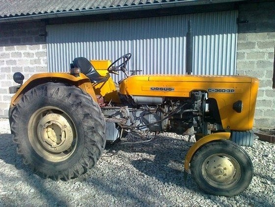 Ciągnik URSUS C-360 3P — zdjęcie 3