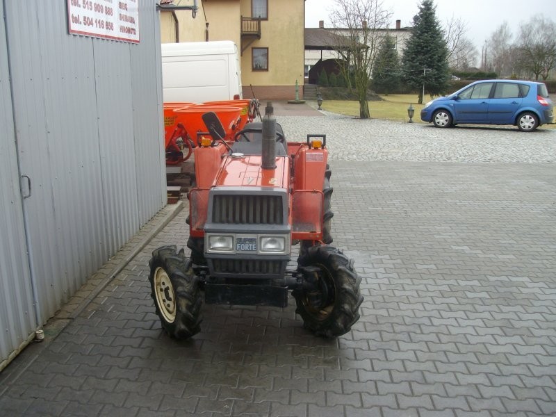 Mini traktorek Yanmar F20, 20KM, 4x4 — zdjęcie 4