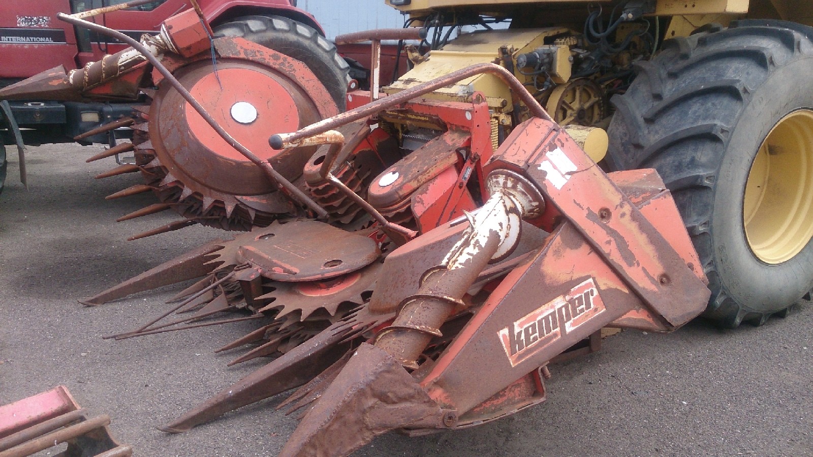 Sieczkarnia New Holland FX 375 — zdjęcie 3
