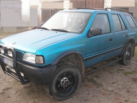 Terenowy Opel Frontera 4x4,  LPG na gwarancji — zdjęcie 2