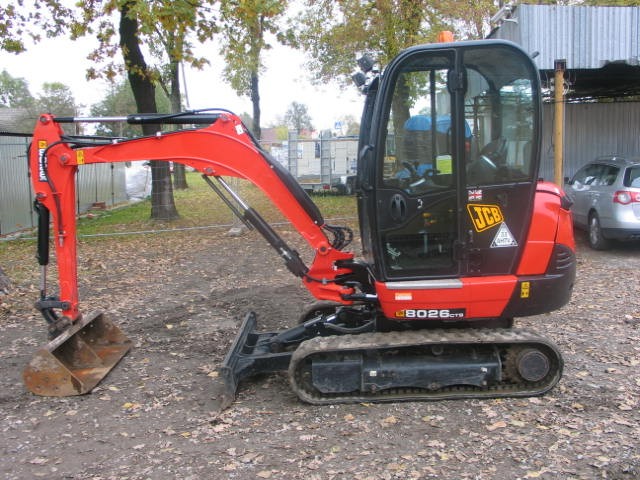 JCB 8026 CTS 2013 - koparka JCB - sprzedam — zdjęcie 1