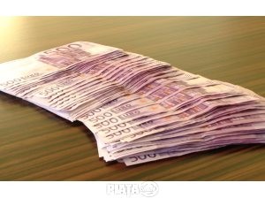   Acestea oferă credite între persoane fizice la 3%