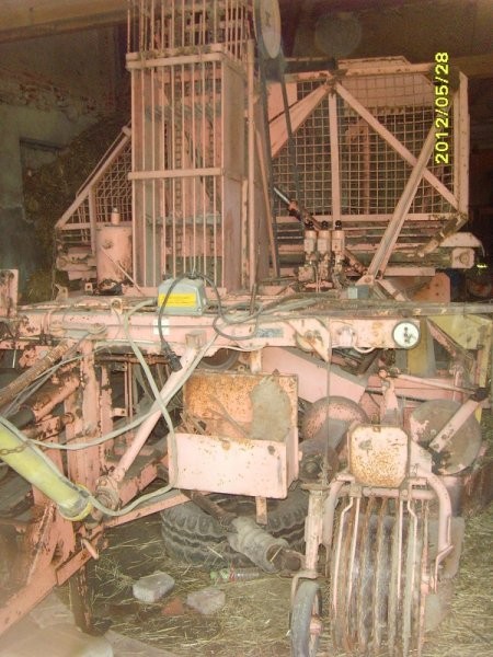kombajn do buraków Neptun Z413 — zdjęcie 1