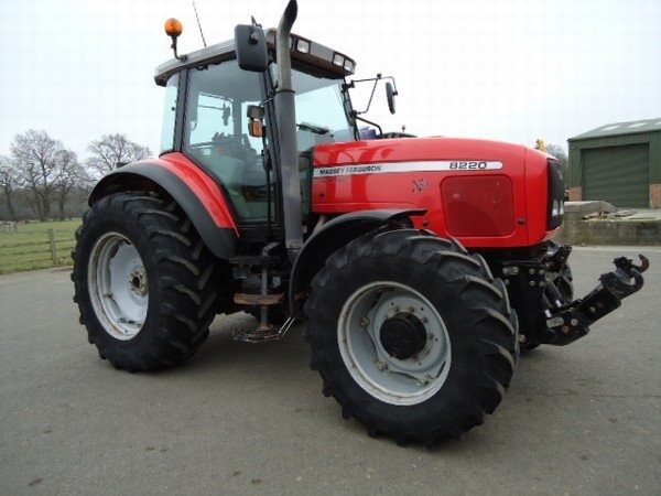 Massey Ferguson 8220 extra — zdjęcie 1