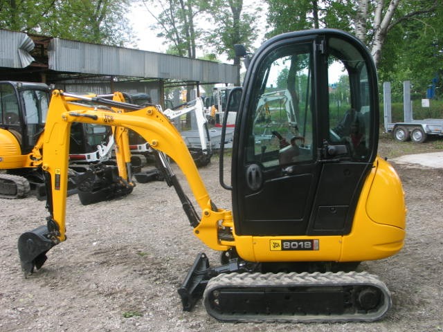 Minikoparki JCB 8018 - 2007, 2010 - duży wybór — zdjęcie 1