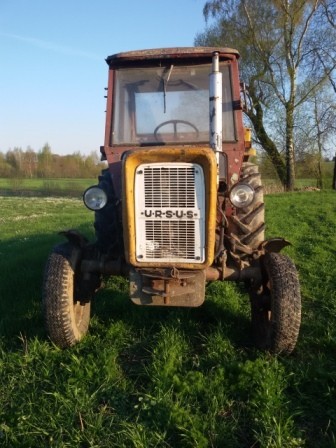 Ciągnik URSUS C-360 1983 — zdjęcie 1