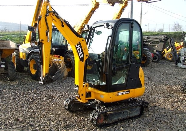 JCB 8018 CTS NOWY Model — zdjęcie 1