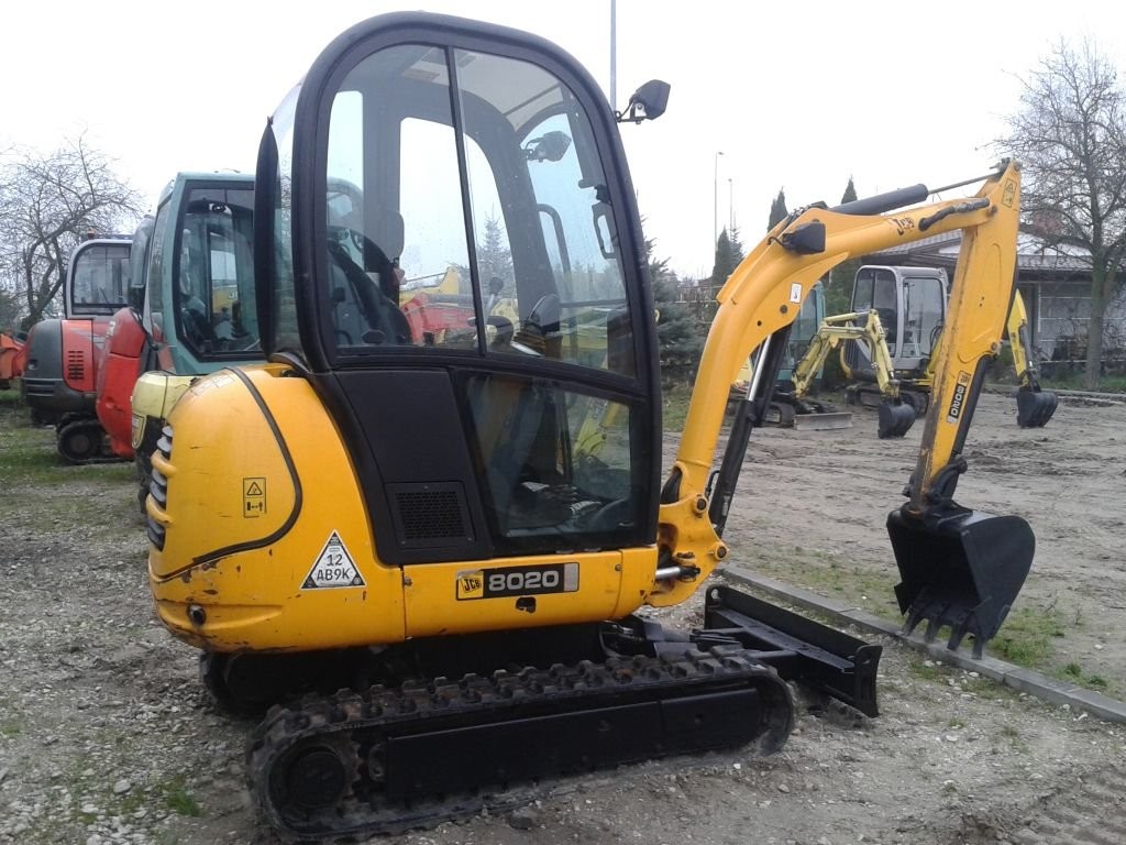 JCB 8020 SUPER 2010 19KM 1600mh  LEASING GWR — zdjęcie 1