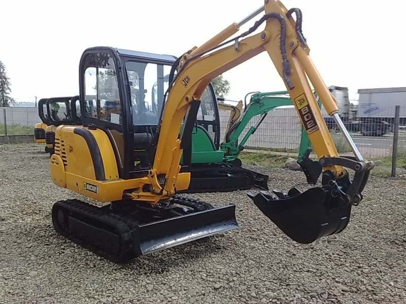 JCB 802 Super - rocznik: 2003 - minikoparka — zdjęcie 1