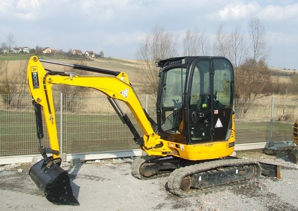 JCB 8030 ZTS  rok 2009- www.denison.com.pl