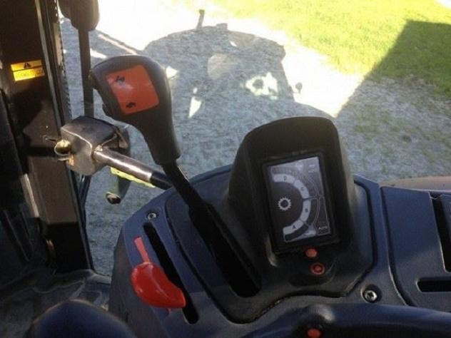 New Holland TS115A — zdjęcie 5