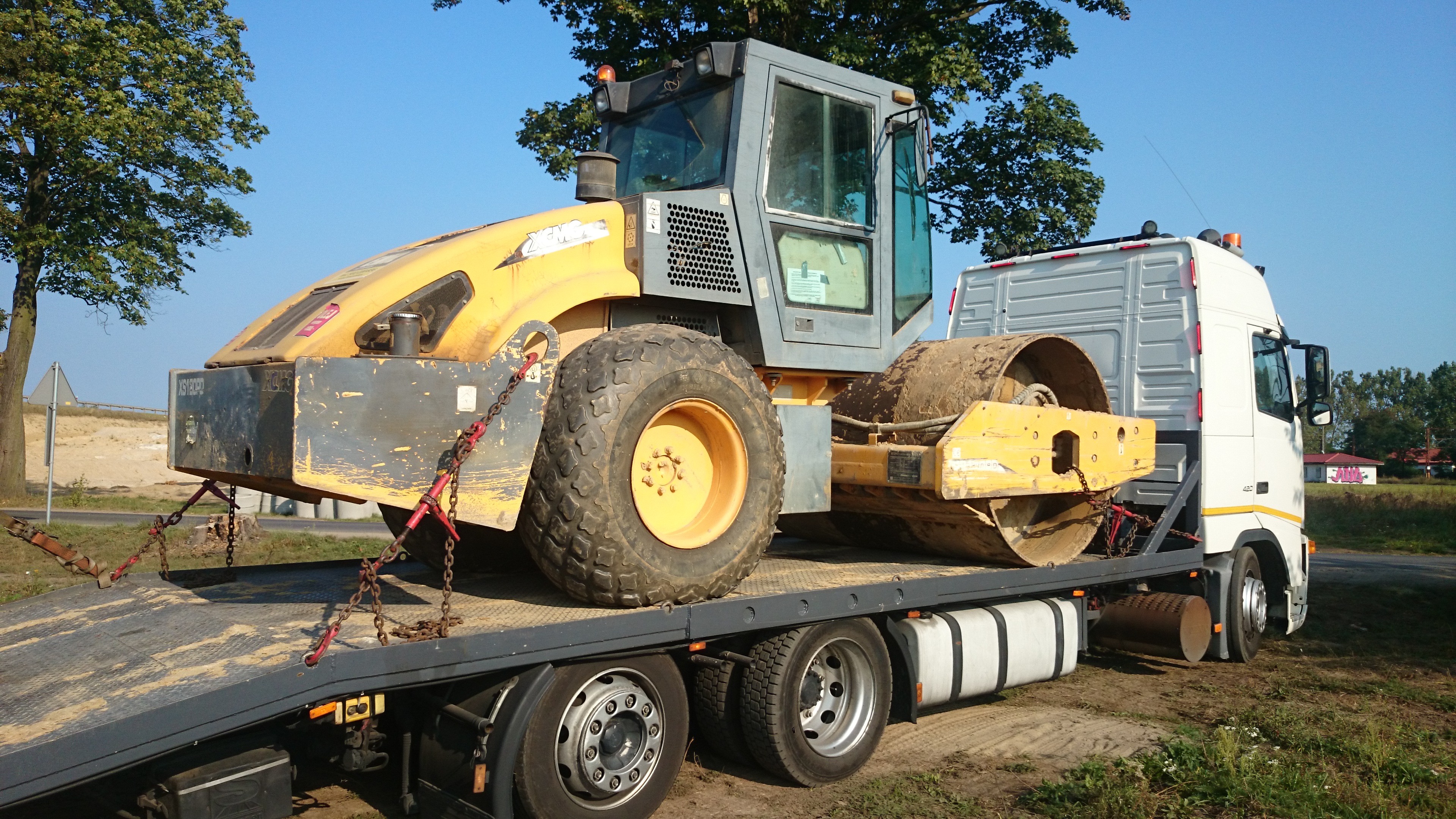 TRANSPORT CIAGNIKÓW FENDT CASE ZETOR URSUS FASTRAC — zdjęcie 5