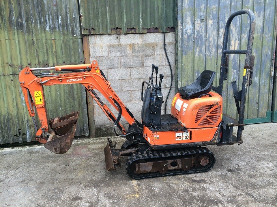 Mini Koparka Hitachi 02/08 ZAxis + 2 łyżki — zdjęcie 1
