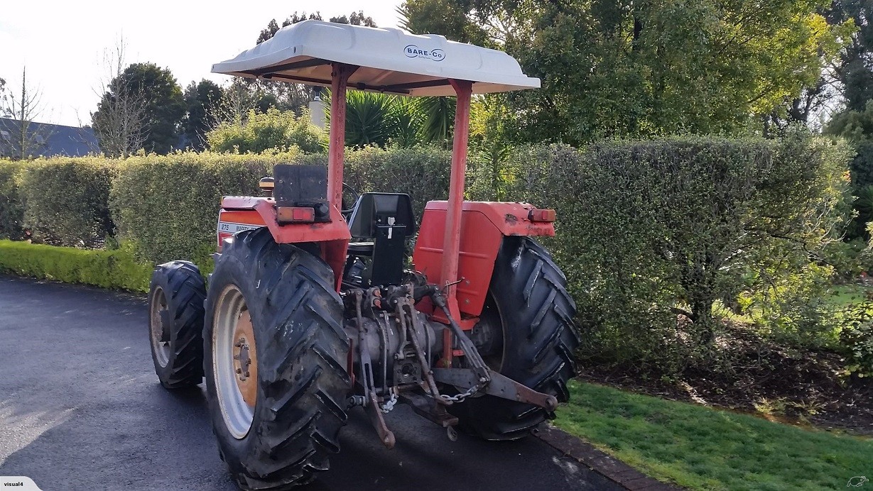 Ciągnik Massey Ferguson 275 + ładowacz czołowy — zdjęcie 5