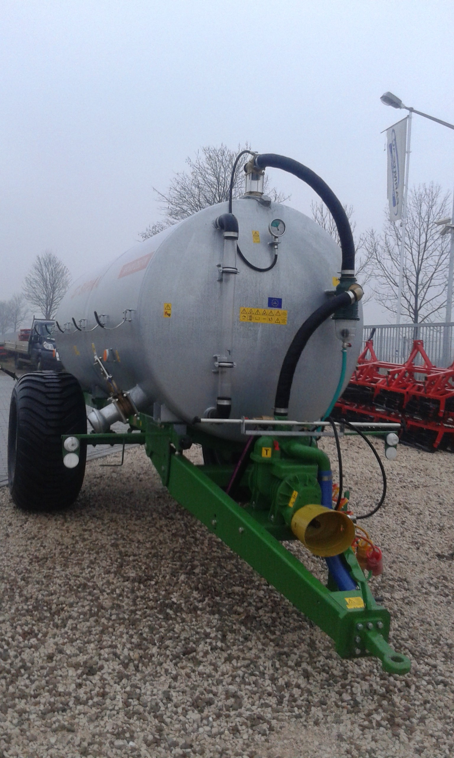 Wóz asenizacyjny beczkowóz 6600l SIPMA WA600 DELFIN — zdjęcie 3