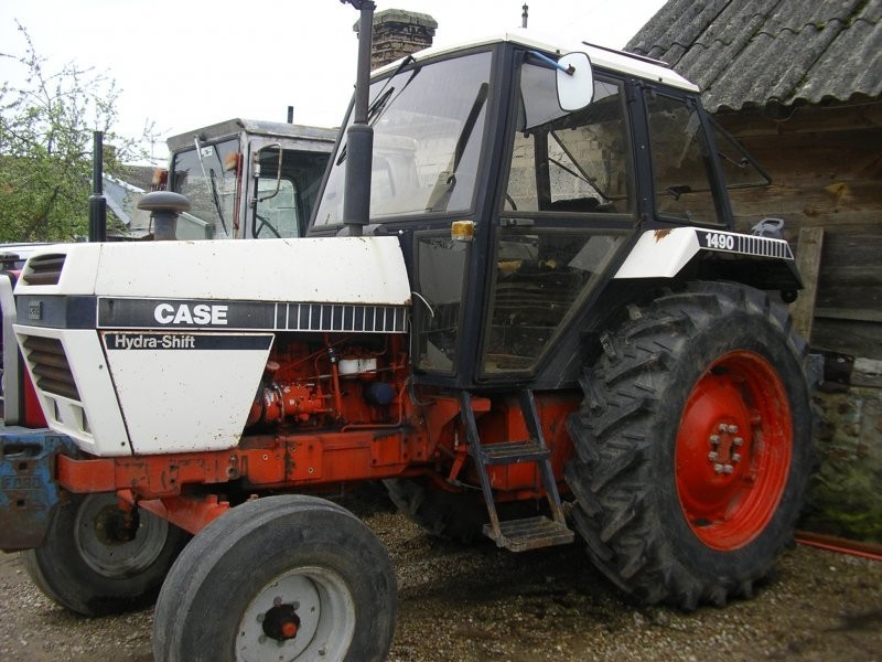 Sprzedam ciągnik rolniczy Case 1490