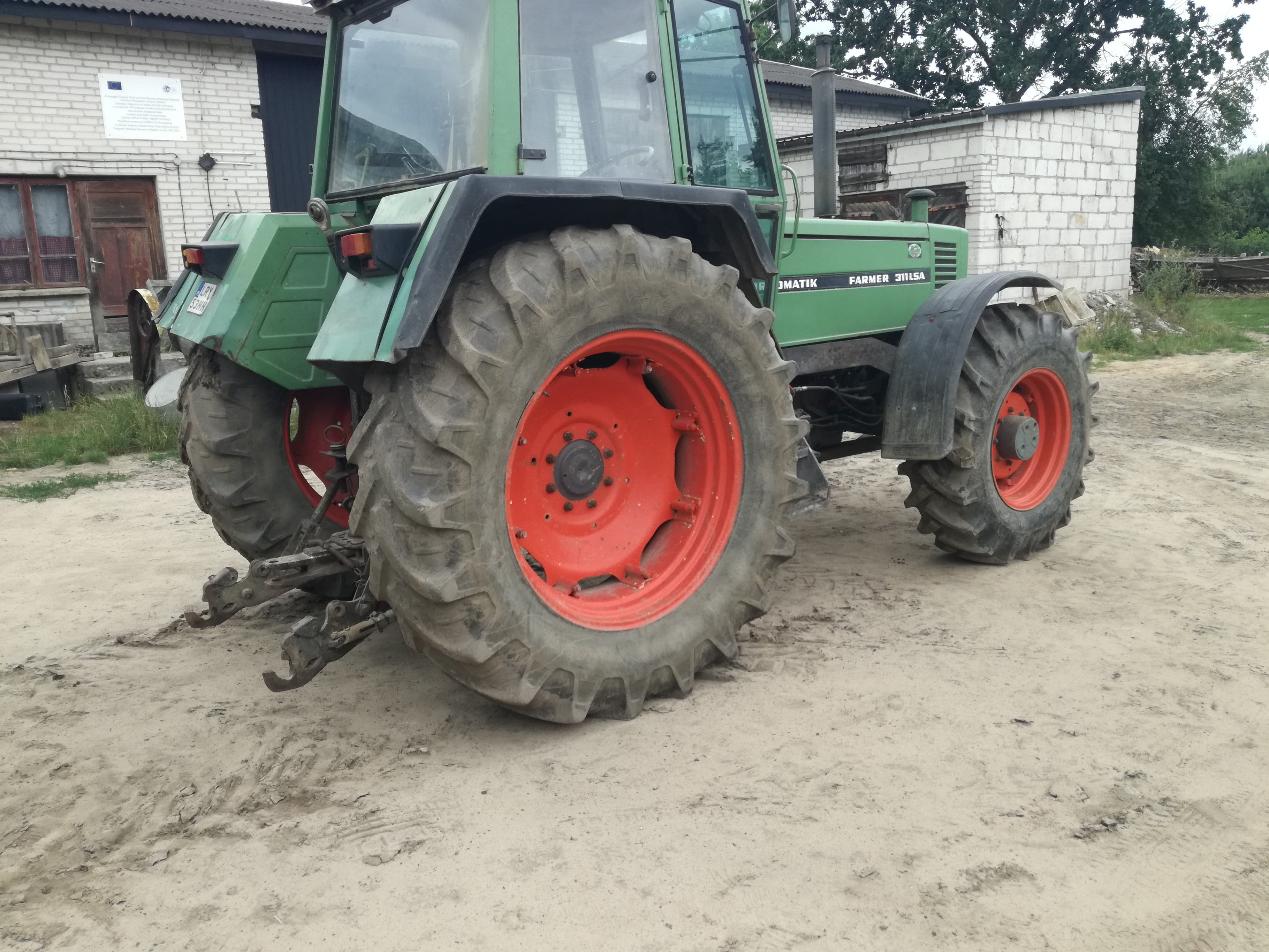 Sprzedam ciągnik Fendt Vario — zdjęcie 1
