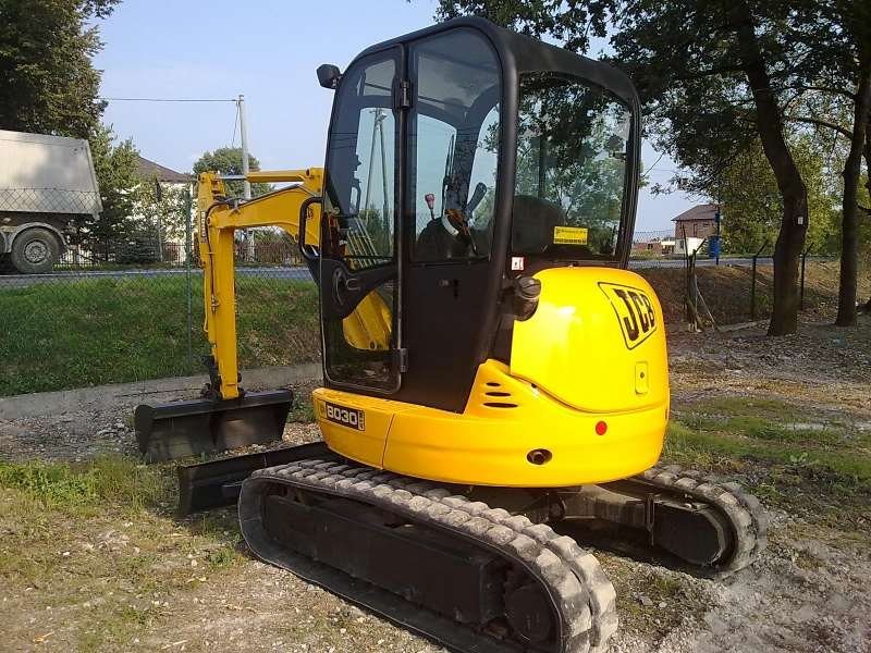 JCB 8030 ZTS - 2006 rok - koparka, sprzedam — zdjęcie 2