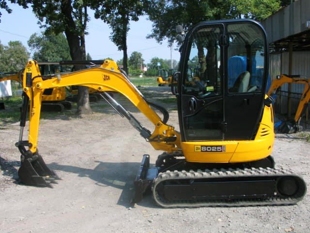 Okazja! Koparka JCB 8025 ZTS z 2008 roku — zdjęcie 1