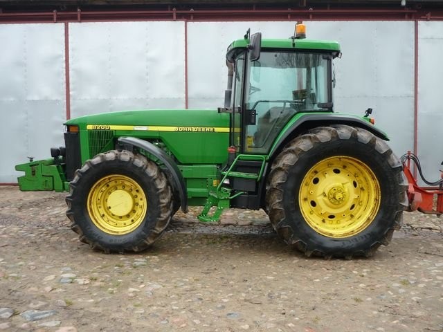 JD 8200 — zdjęcie 1