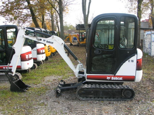 Sprzedam Bobcat E16 2013 - koparkikrakow.pl — zdjęcie 3