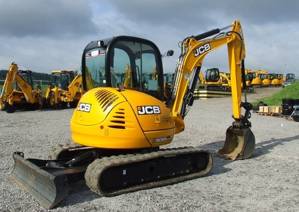 .Mini koparka JCB 8055 RTS z roku 2010. — zdjęcie 2