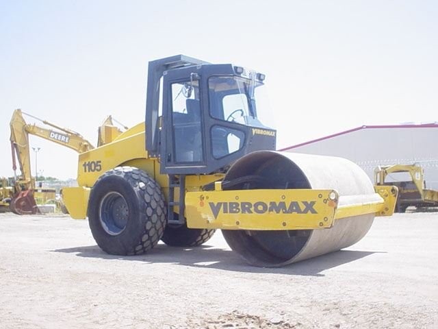 Vibromax 1105 Vibratory Single Drum Compactor — zdjęcie 2